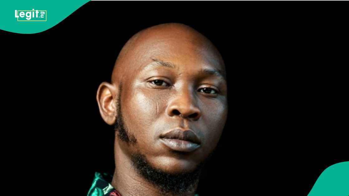 Seun Kuti reacts to Burna Boy and DJ Tunez's feud, takes sides Seun Kuti reacts to Burna Boy and DJ Tunez's feud, takes sides