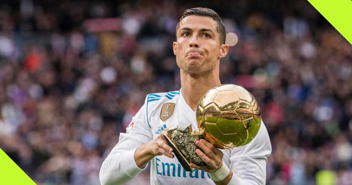 Emmanuel Adebayor picks Cristiano Ronaldo ahead of Lionel Messi Emmanuel Adebayor picks Cristiano Ronaldo ahead of Lionel Messi