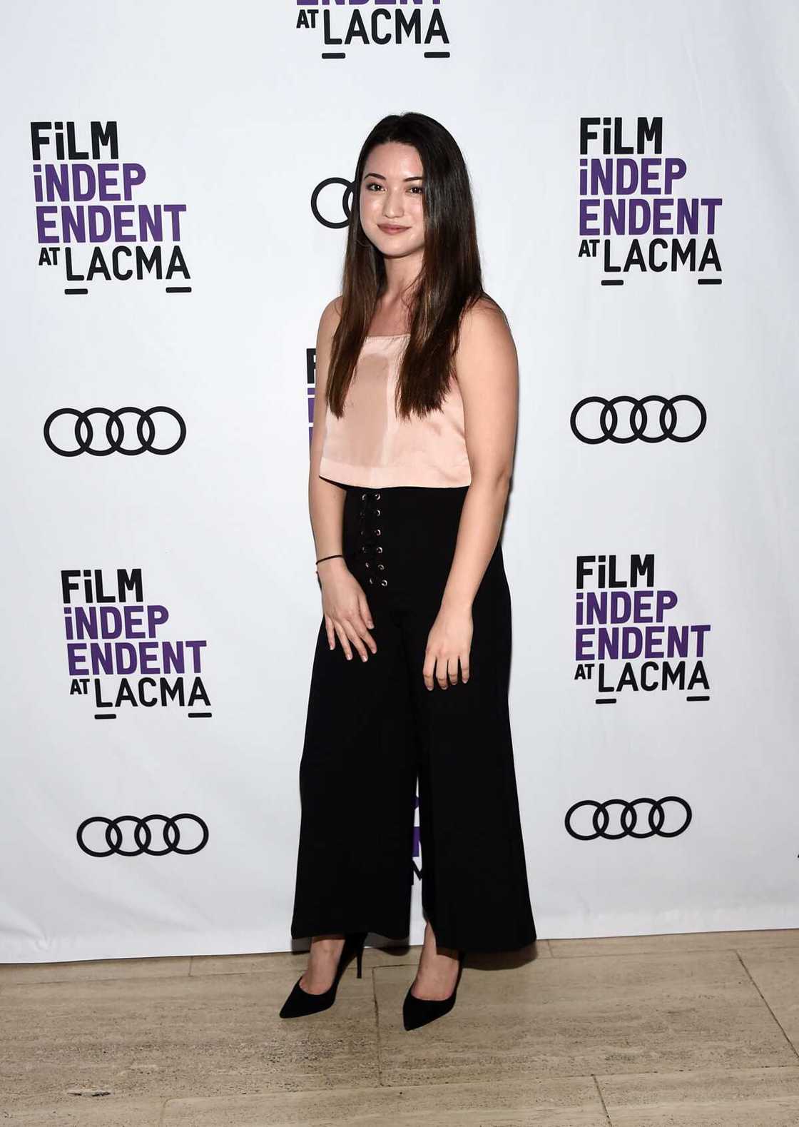 Reina Hardesty's height Reina Hardesty's height