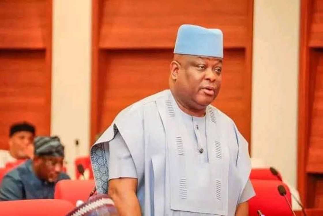 An zargi Sanata Izunaso da yin kwacen gida a Abuja An zargi Sanata Izunaso da yin kwacen gida a Abuja