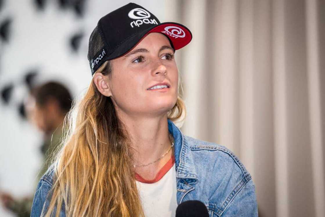 Best female looking athlete Best female looking athlete