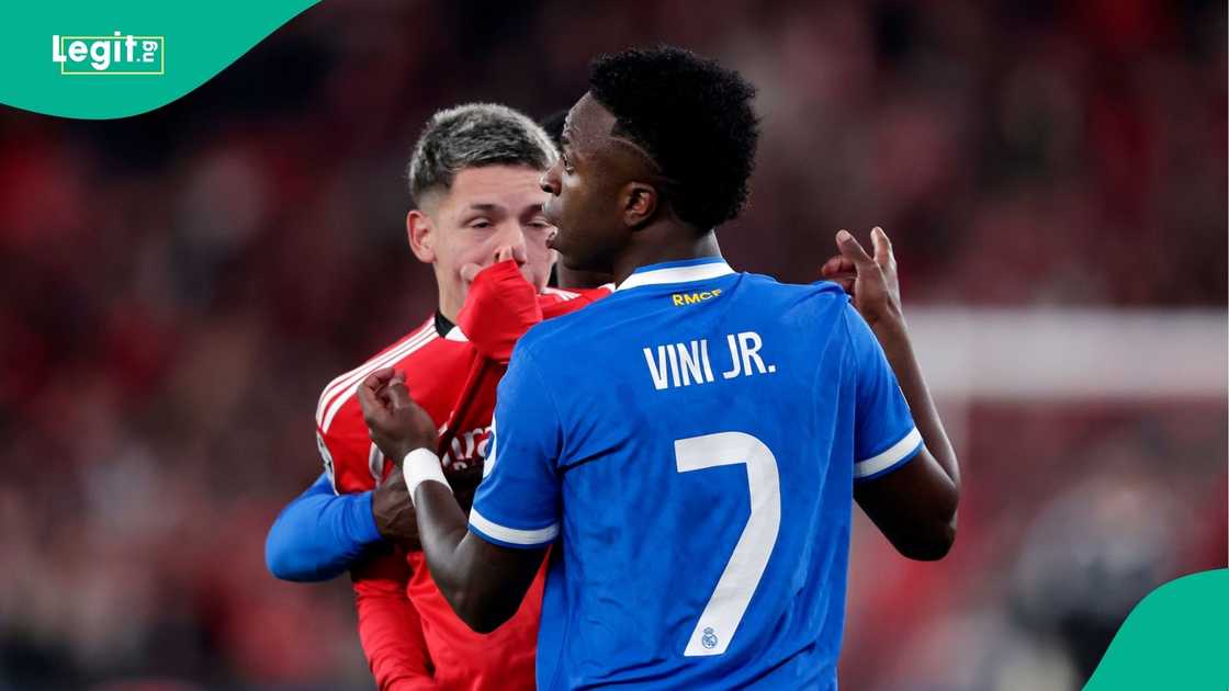 Vinicius Junior, Gianluca Prestianni, 2025/26 UEFA Champions League, Benfica, Real Madrid, Estadio Da Luz. Vinicius Junior, Gianluca Prestianni, 2025/26 UEFA Champions League, Benfica, Real Madrid, Estadio Da Luz.