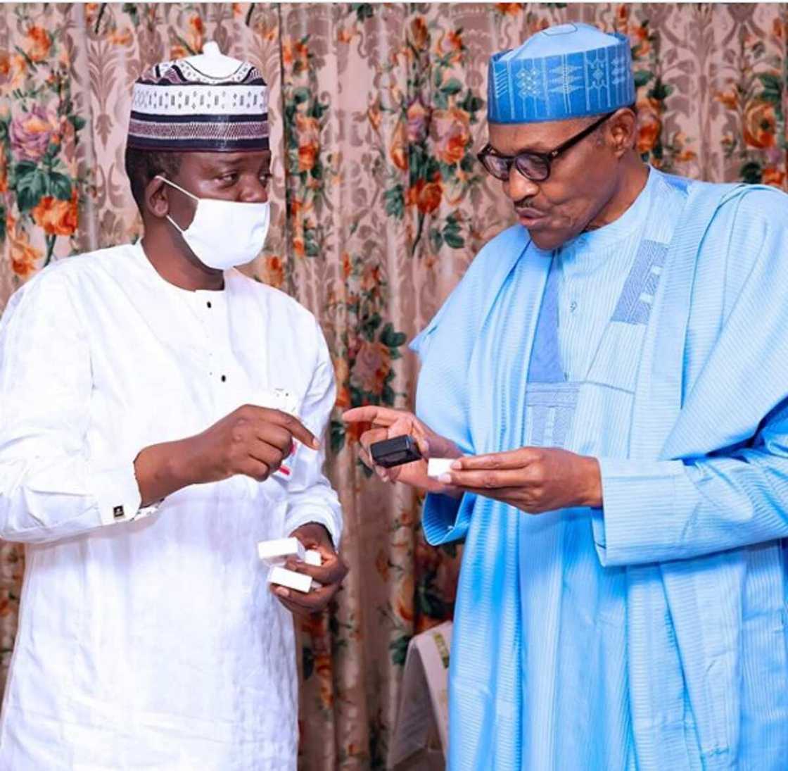 Yan bindiga sun kashe akalla mutum 2600, sun karbi kudin fansan kimanin N1bn: Matawalle Yan bindiga sun kashe akalla mutum 2600, sun karbi kudin fansan kimanin N1bn: Matawalle