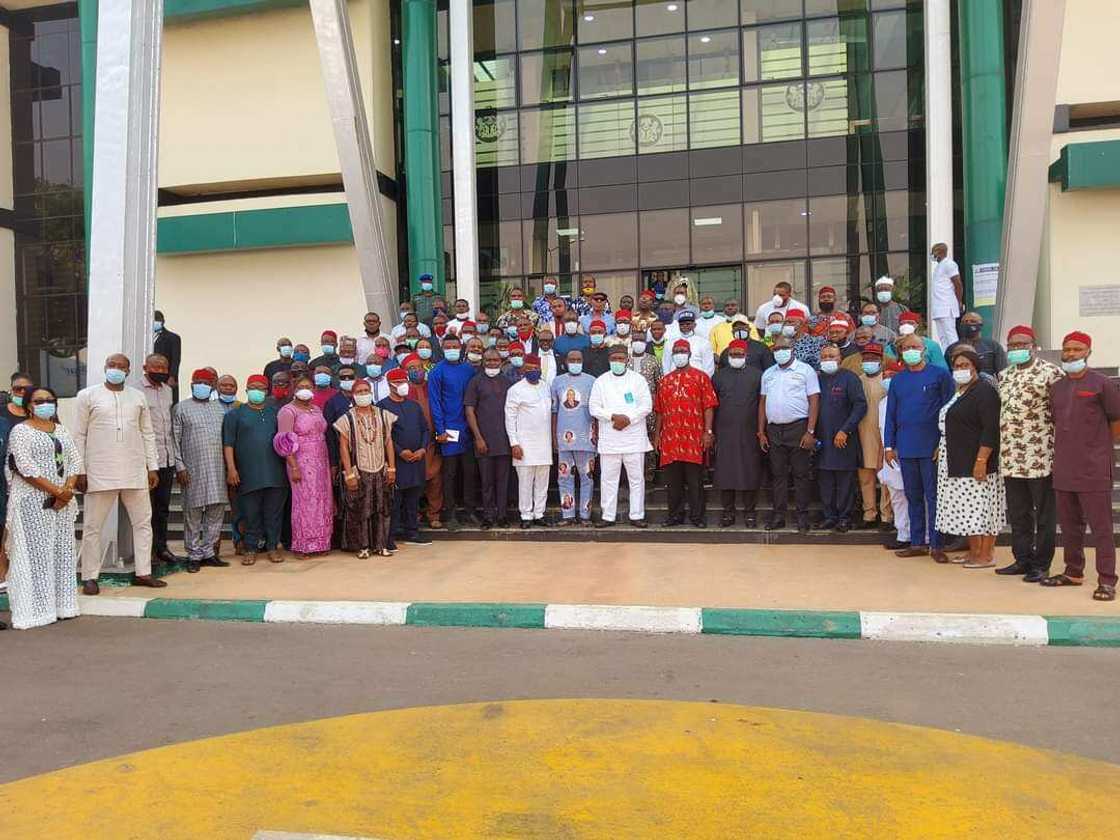 Ekweremadu, Enugu West leaders pledge support to Ugwuanyi’s peace drive