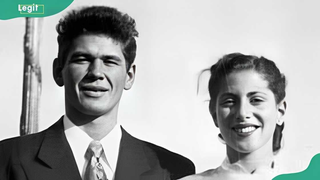 Charles Bronson and his first wife, Harriet Tendler Charles Bronson and his first wife, Harriet Tendler