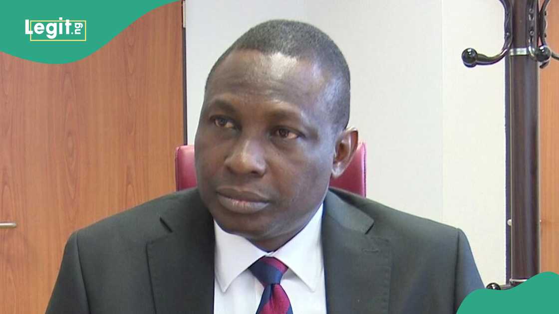 EFCC set to expose bank official EFCC set to expose bank official