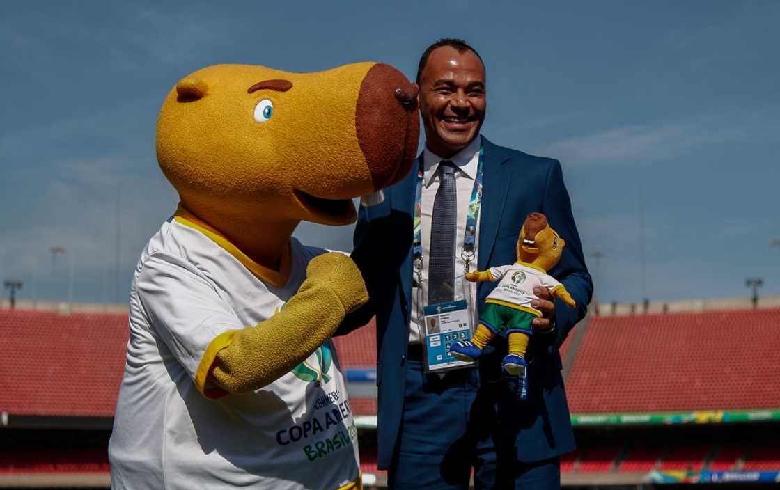 Top 10 best right-backs in the world 2022, in FIFA 22, and of all time Top 10 best right-backs in the world 2022, in FIFA 22, and of all time