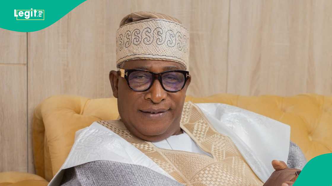 Adebayo Salami and wife honoured by Sola Sobowale at event Adebayo Salami and wife honoured by Sola Sobowale at event