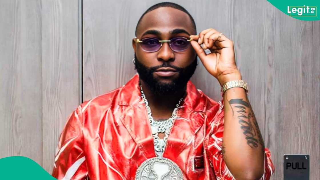 Davido surprises a devoted fan with a massive 15 million Naira cash reward