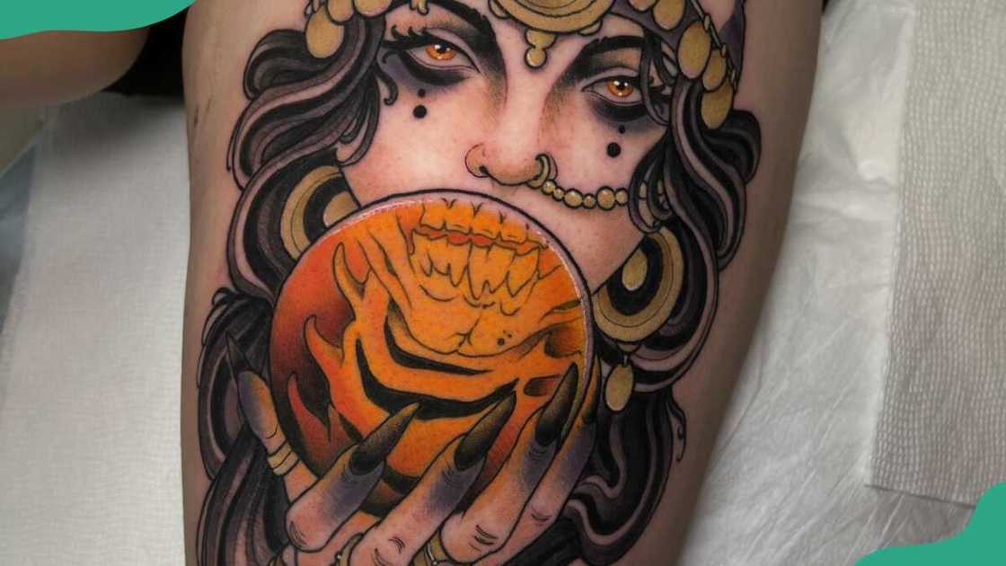 Crystal ball succubus Crystal ball succubus