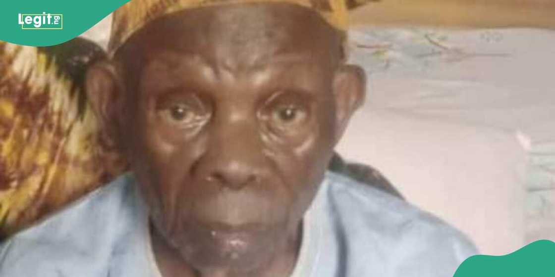 Tsohon sanata a Najeriya ya kwanta dama Tsohon sanata a Najeriya ya kwanta dama