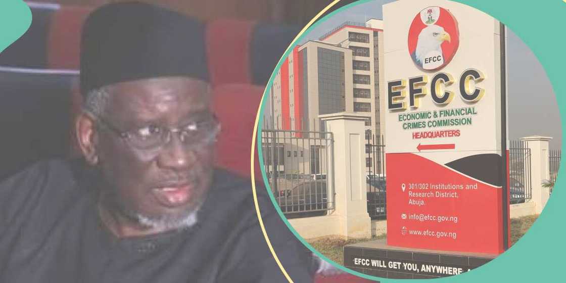 Tsohon shugaban PDP ya sake shiga matsala bayan EFCC ta gurfanar da shi a gaban kotu Tsohon shugaban PDP ya sake shiga matsala bayan EFCC ta gurfanar da shi a gaban kotu