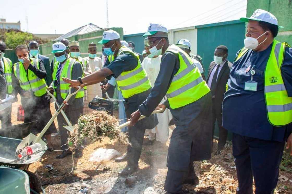 FG says 774,000 Jobs will not be review based on local government population