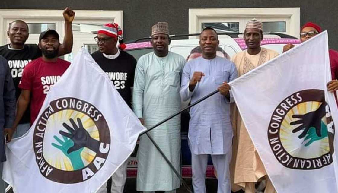 Omoyele Sowore Omoyele Sowore