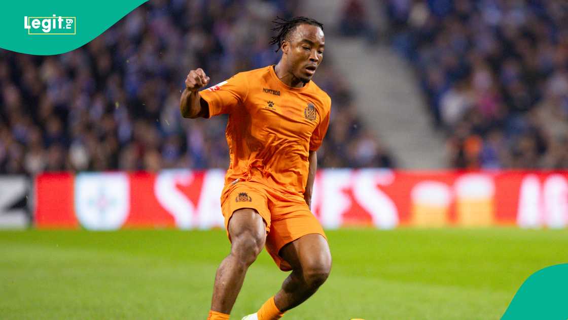 Bruno Onyemaech, Greek Super League, AEK Athens, Olympiacos Bruno Onyemaech, Greek Super League, AEK Athens, Olympiacos