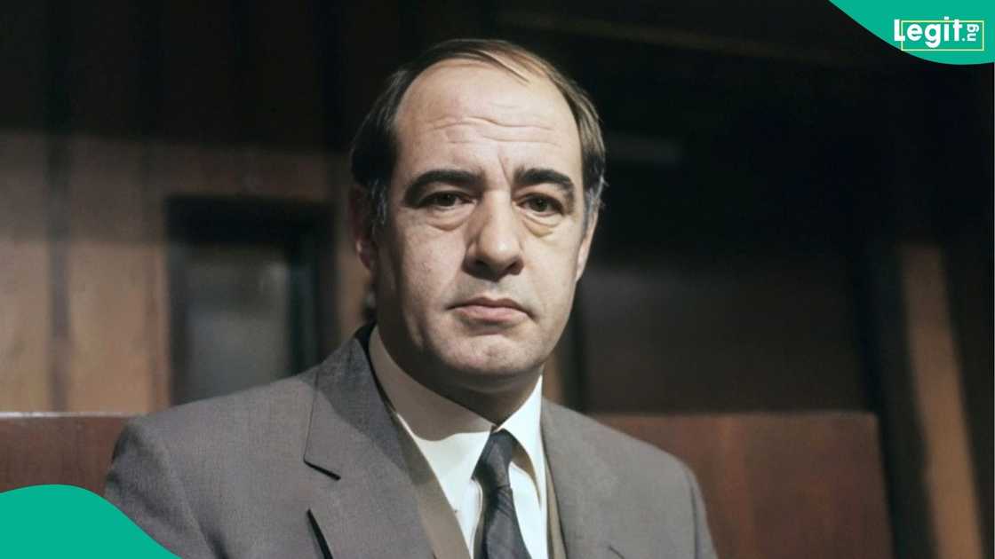 Veteran British entertainer David Daker who appeared in 31 episodes of Coronation Street passes away at the age of 90 Veteran British entertainer David Daker who appeared in 31 episodes of Coronation Street passes away at the age of 90