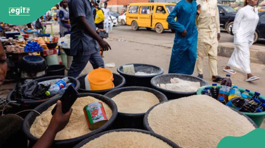 Manoma sun fusata da karya farashin abinci Manoma sun fusata da karya farashin abinci