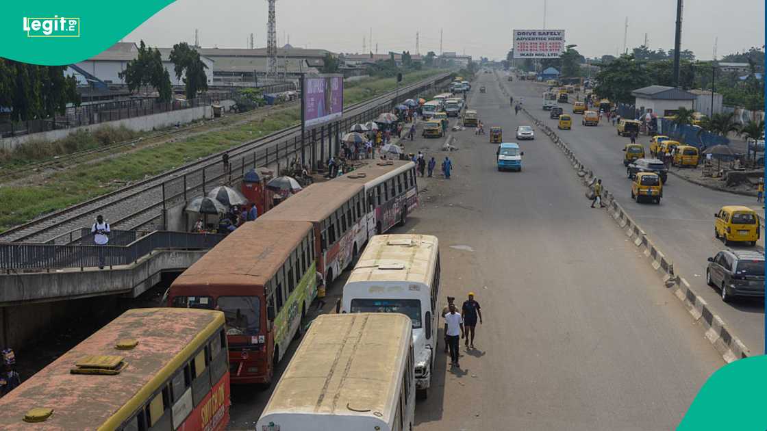 Lagos Police begin an investigation after gunmen open fire on commuters and transport workers at Abijo Bus Stop. Lagos Police begin an investigation after gunmen open fire on commuters and transport workers at Abijo Bus Stop.