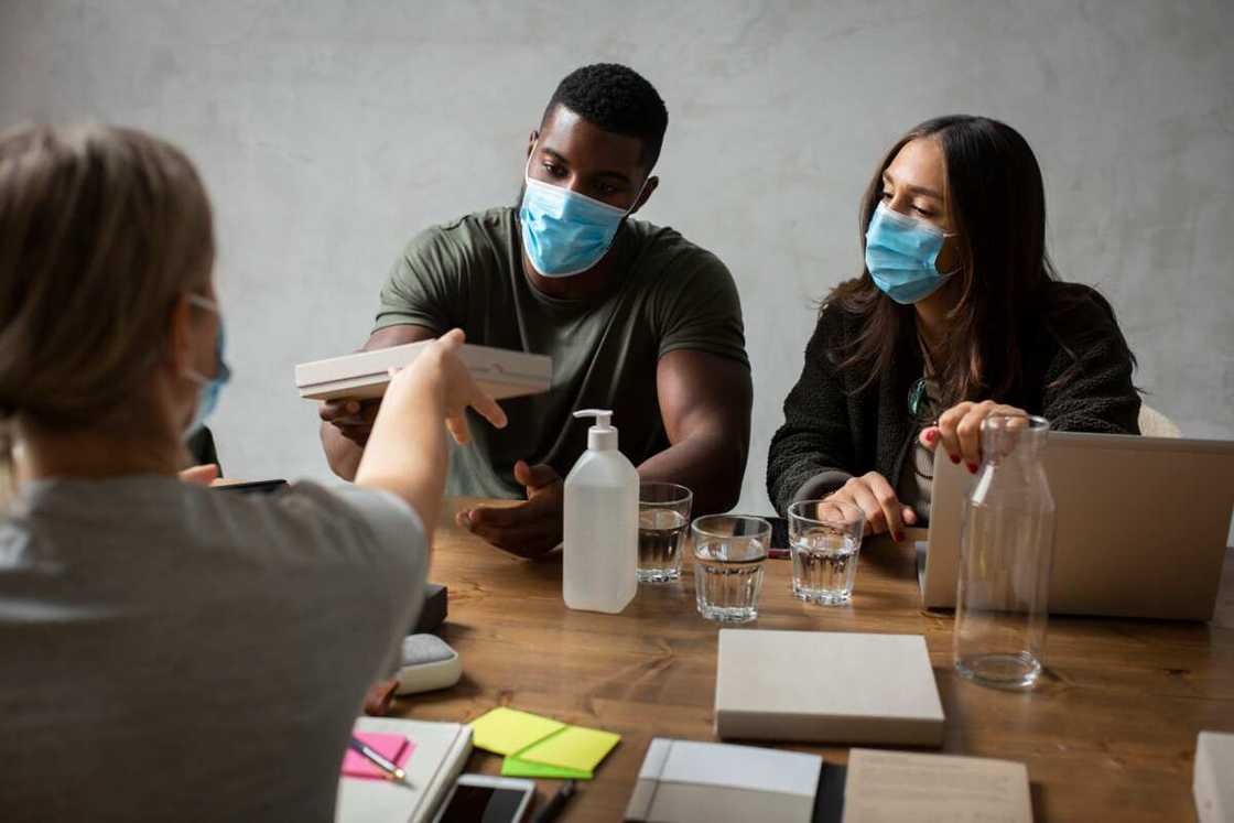 Direct selling Direct selling