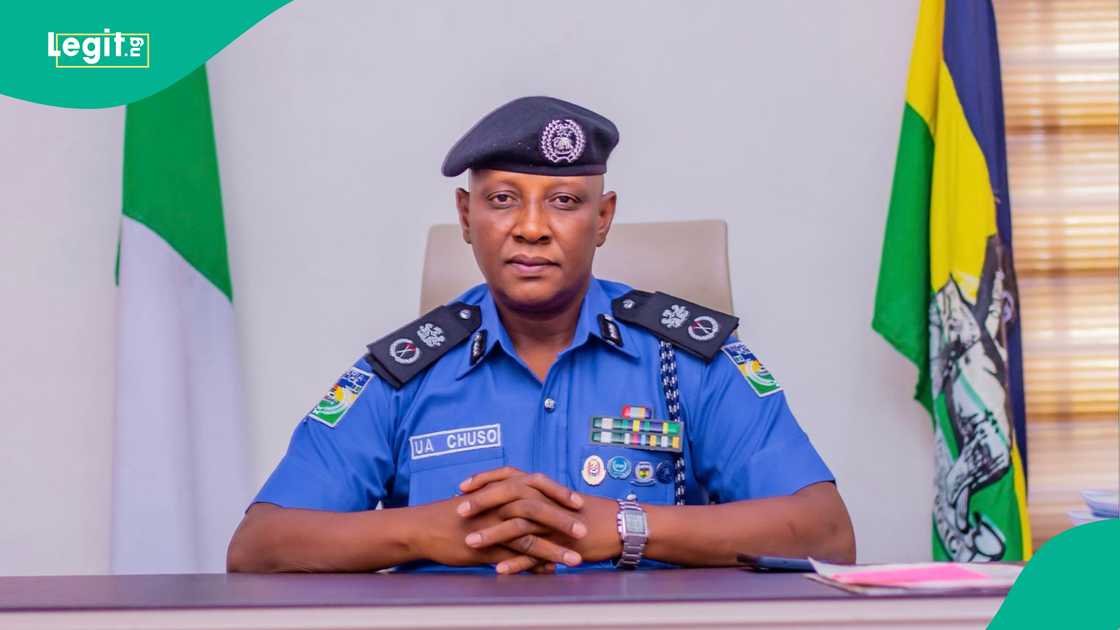 'Yan sanda sun sassauta dokar takaita zirga zirga a Gombe 'Yan sanda sun sassauta dokar takaita zirga zirga a Gombe