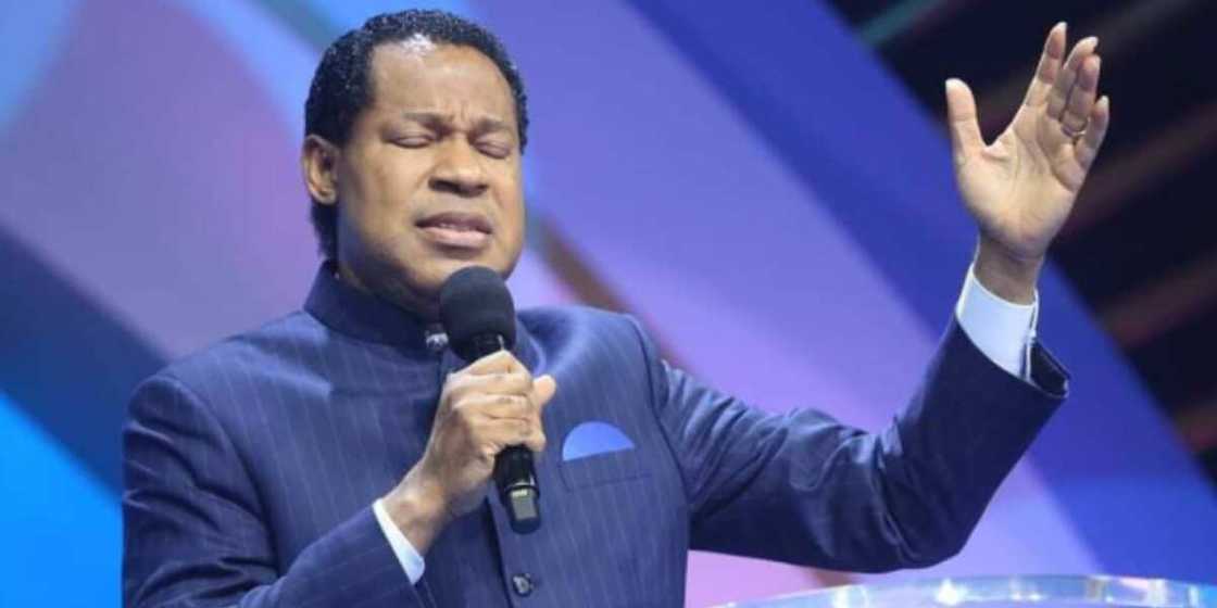 Pastor Chris Oyakhilome Pastor Chris Oyakhilome