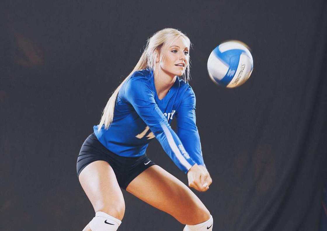 Harper Hempel's bio Harper Hempel's bio