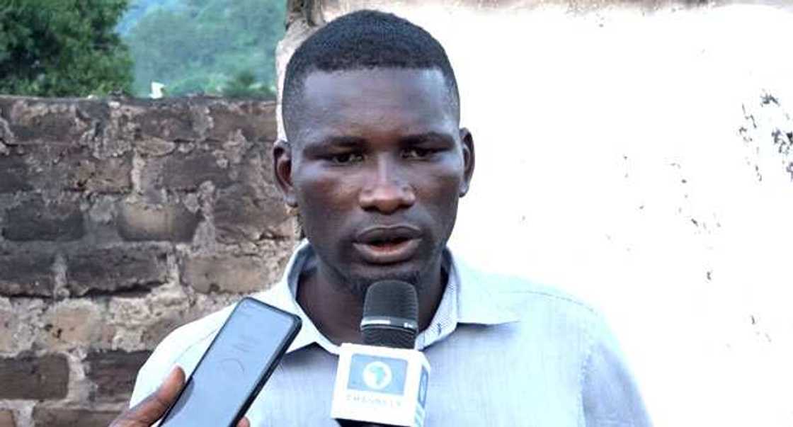 Dame Silas a yayin zantawa da manema labarai na Channels TV Dame Silas a yayin zantawa da manema labarai na Channels TV