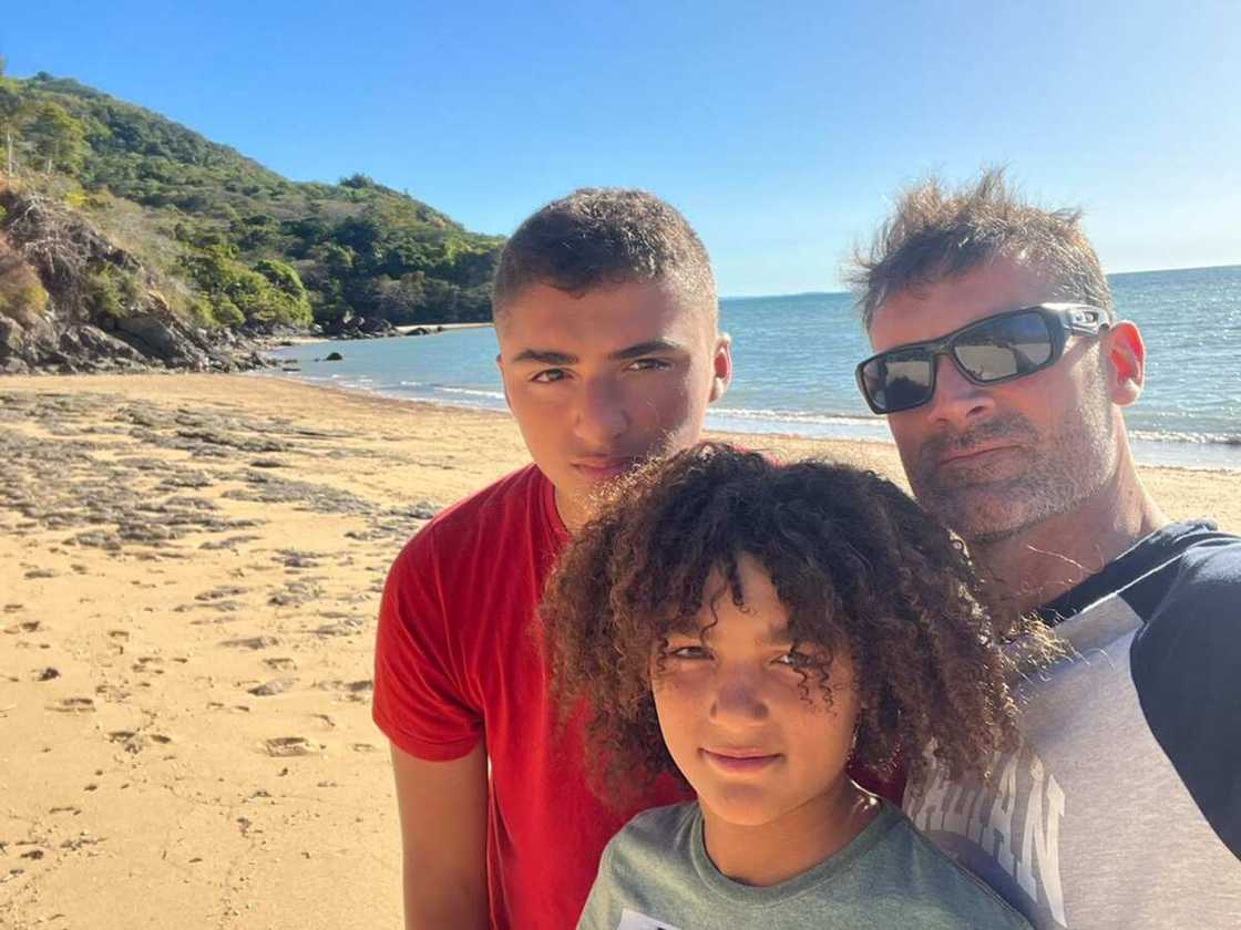 Gil Alma, Charlie et Sacha Alma Gil Alma, Charlie et Sacha Alma