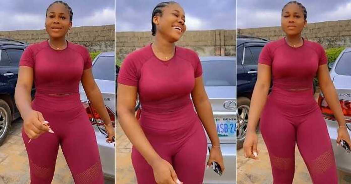 Nigerian lady shows off her fine shape Nigerian lady shows off her fine shape