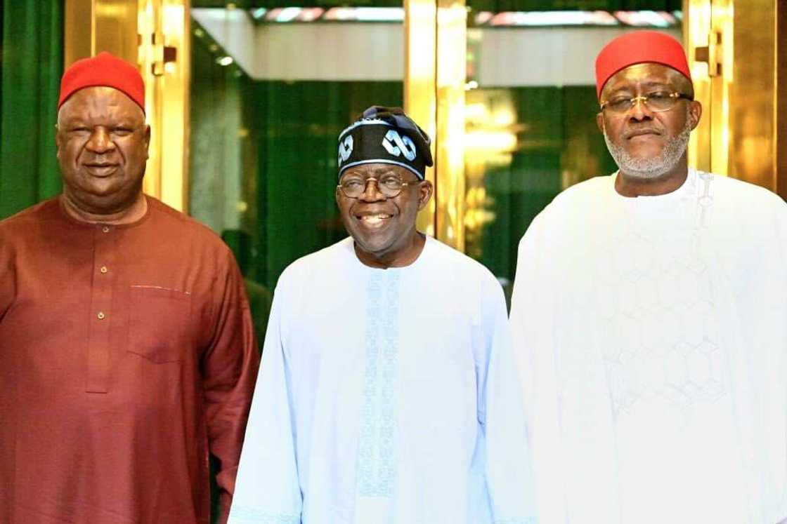 Tinubu, Ayim, Metuh