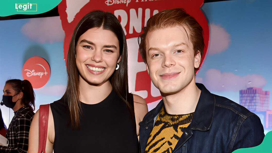 Lauren Searle and Cameron Monaghan at the El Capitan Theatre in Hollywood, California Lauren Searle and Cameron Monaghan at the El Capitan Theatre in Hollywood, California