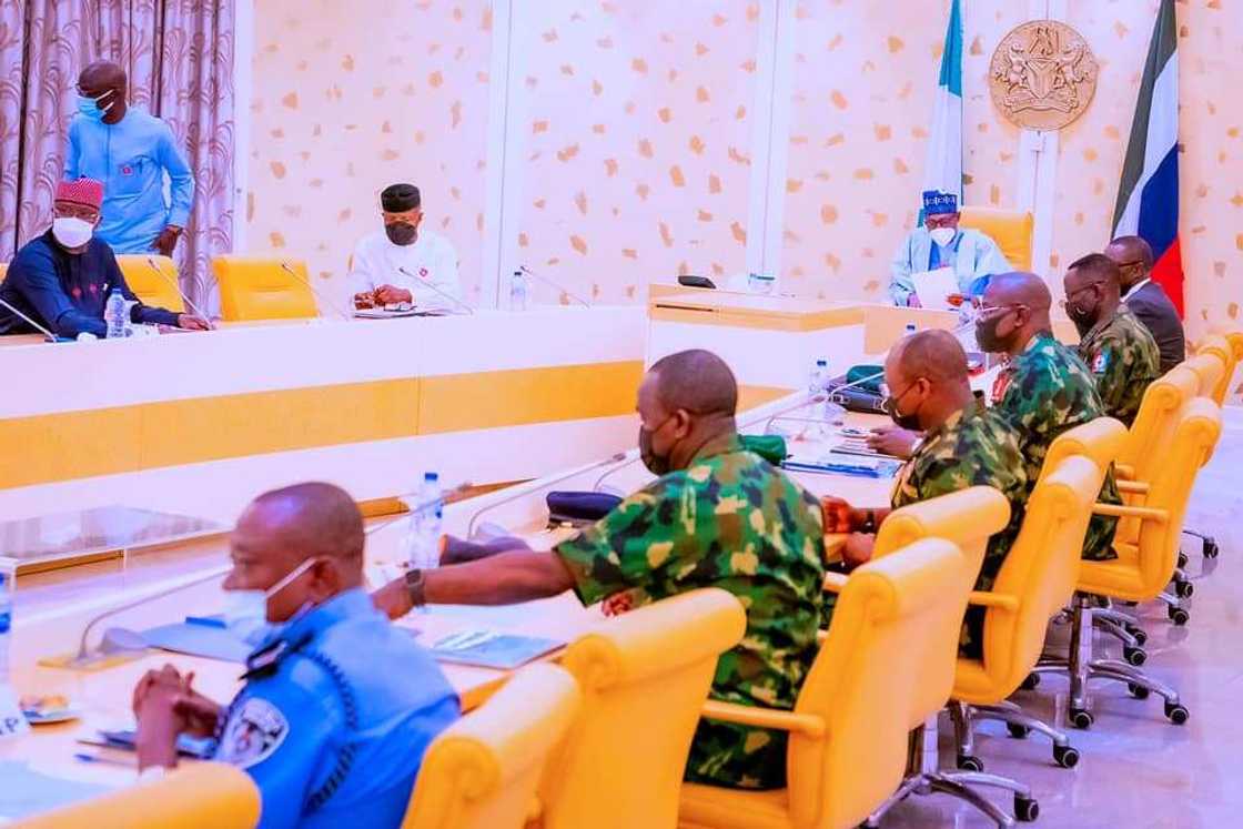 Buhari and security chiefs Buhari and security chiefs