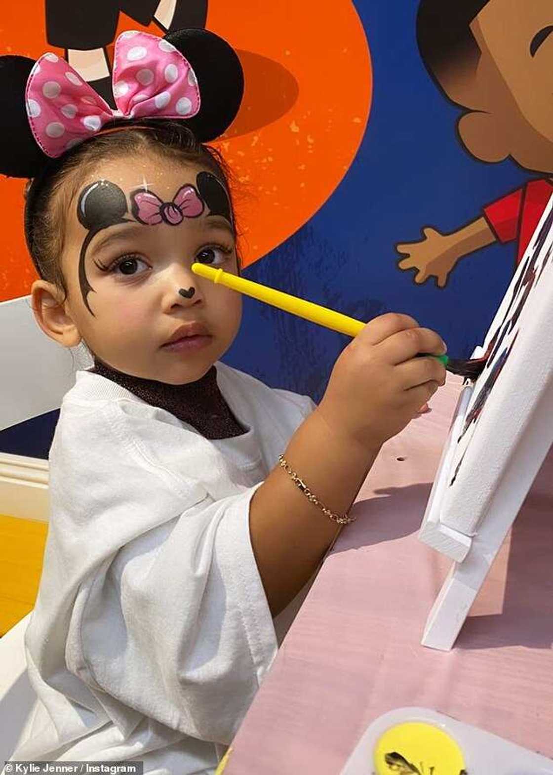 Kim Kardashian celebrates daughter Chicago's 2nd birthday with cute picture of her Kim Kardashian celebrates daughter Chicago's 2nd birthday with cute picture of her