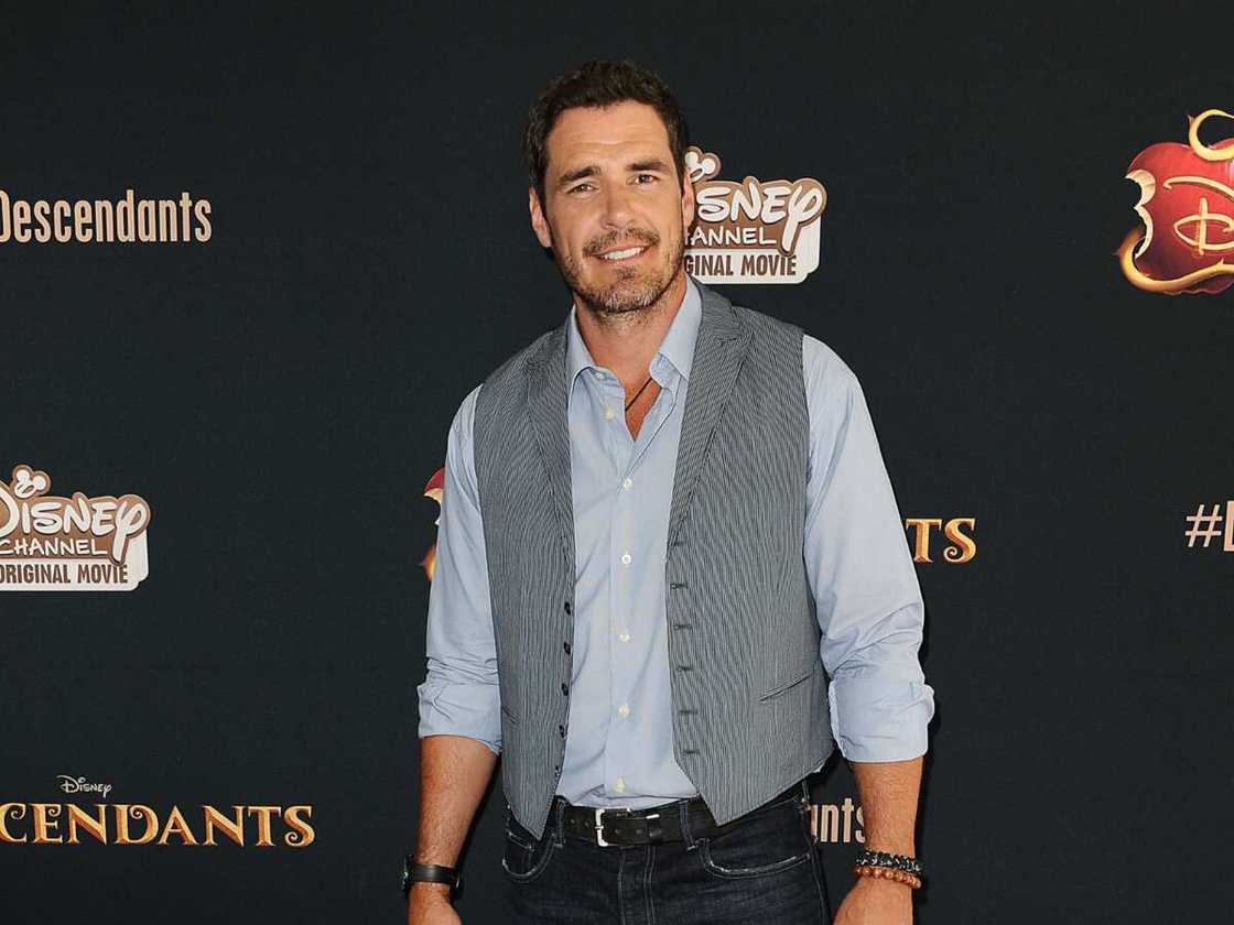 hallmark actors hallmark actors