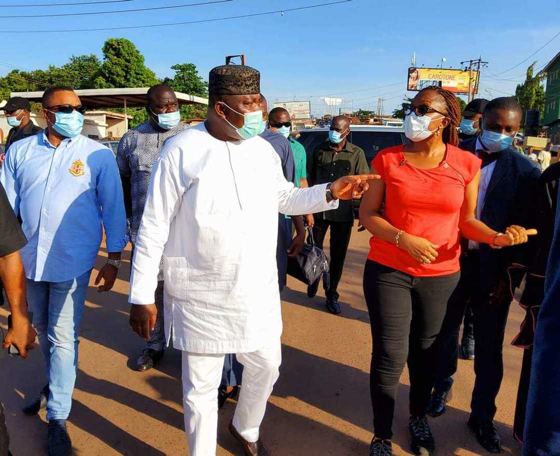 Governor Ugwuanyi leads rescue operation at accident scene Governor Ugwuanyi leads rescue operation at accident scene