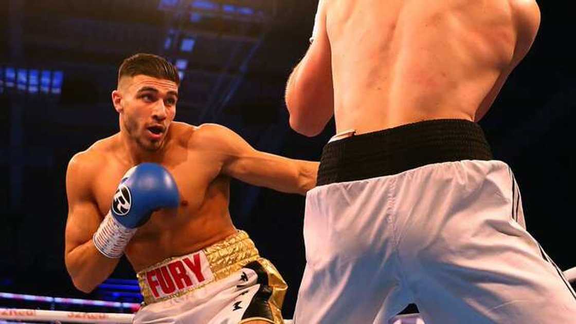 Tommy Fury boxing Tommy Fury boxing