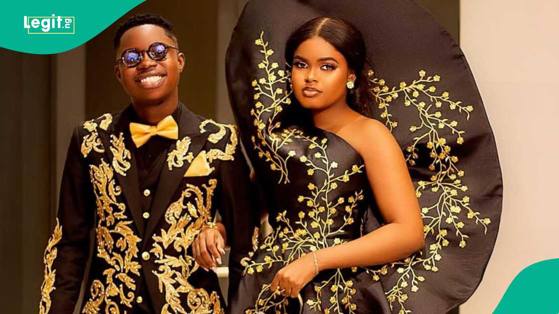 Odunlade shares adorable moment with Jarvis and Peller. Odunlade shares adorable moment with Jarvis and Peller.