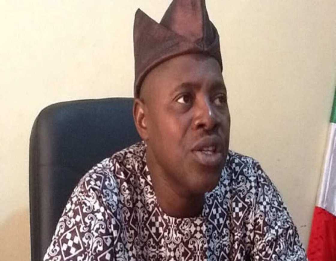 Kakakin majalisar dokokin Ekiti, Aribisogan. Kakakin majalisar dokokin Ekiti, Aribisogan.