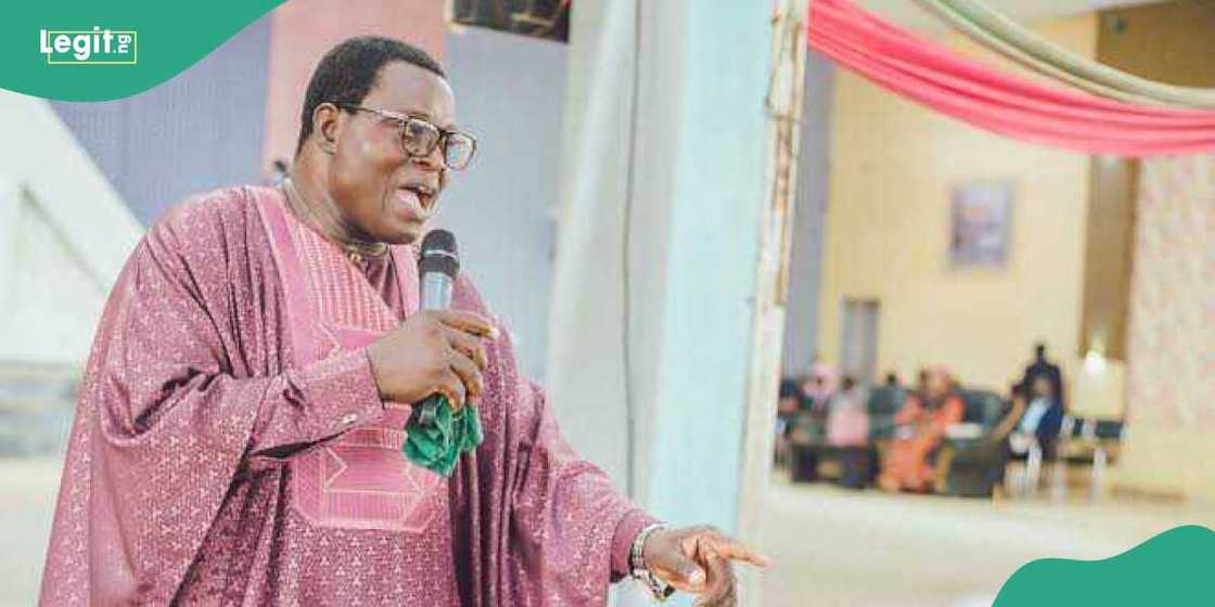 Malamin addini ya kara wa mutane karfin gwiwa kan tsadar rayuwa Malamin addini ya kara wa mutane karfin gwiwa kan tsadar rayuwa