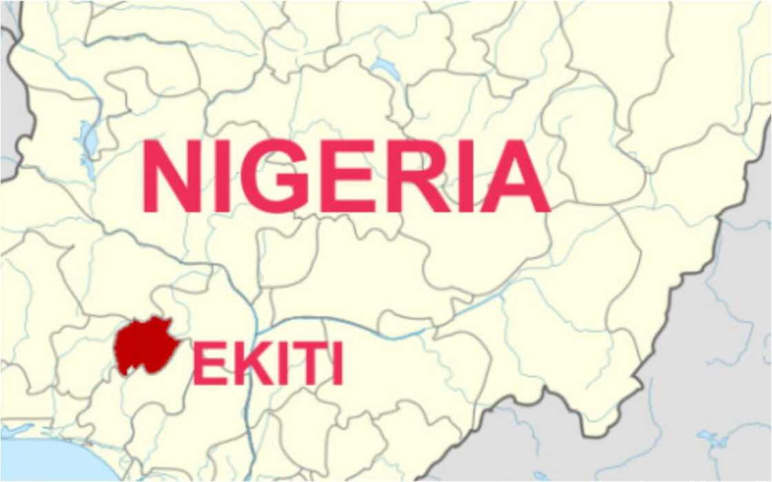Mai tsaron shago ya yi ɓata kama, ya yi barazanar sace mai gidansa, ya nemi a bashi N1.5m Mai tsaron shago ya yi ɓata kama, ya yi barazanar sace mai gidansa, ya nemi a bashi N1.5m