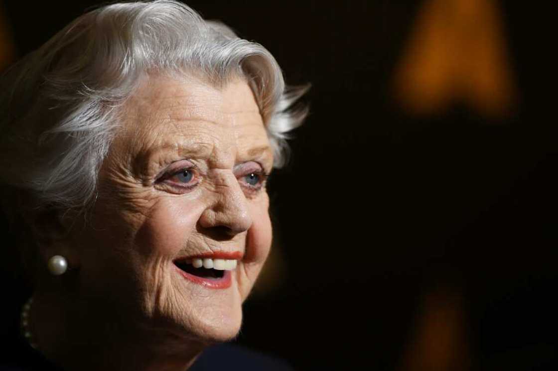 Angela Lansbury was known around the world for playing down-to-earth widow Jessica Fletcher who ferreted out criminals in the US television series "Murder, She Wrote", which was exported to dozens of countries
