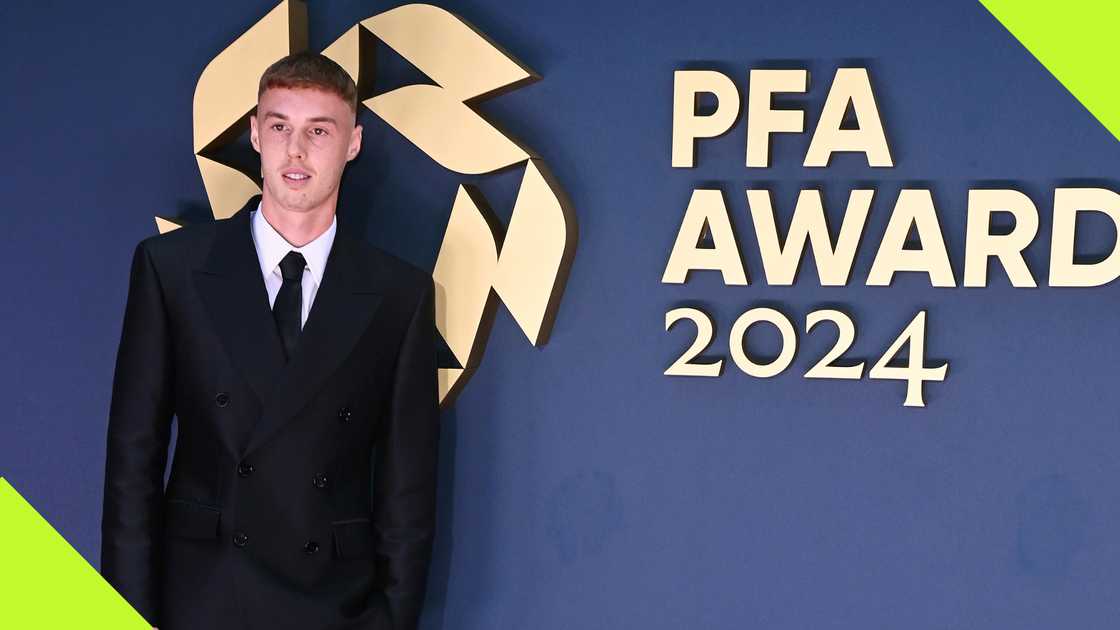 Cole Palmer beat Bukayo Saka and Kobbie Mainoo to win the PFA Young Player of Year prize.