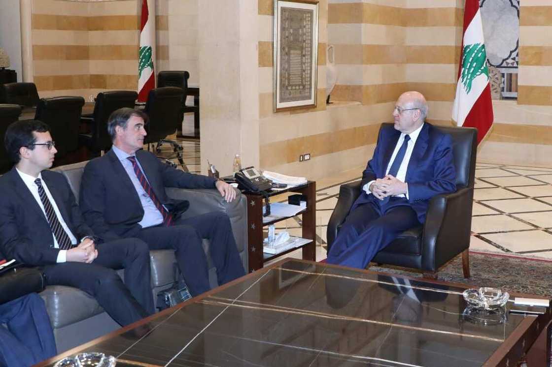 Lebanon'se caretaker prime minister Najib Mikati meets with a delegation from the Ineternational Monetary Fund Lebanon'se caretaker prime minister Najib Mikati meets with a delegation from the Ineternational Monetary Fund