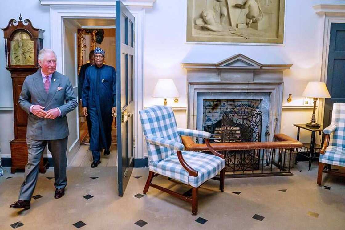 Ziyarar Landan: Shugaba Buhari ya gana da babban Dan Sarauniyar Ingila, yarima Charles Ziyarar Landan: Shugaba Buhari ya gana da babban Dan Sarauniyar Ingila, yarima Charles