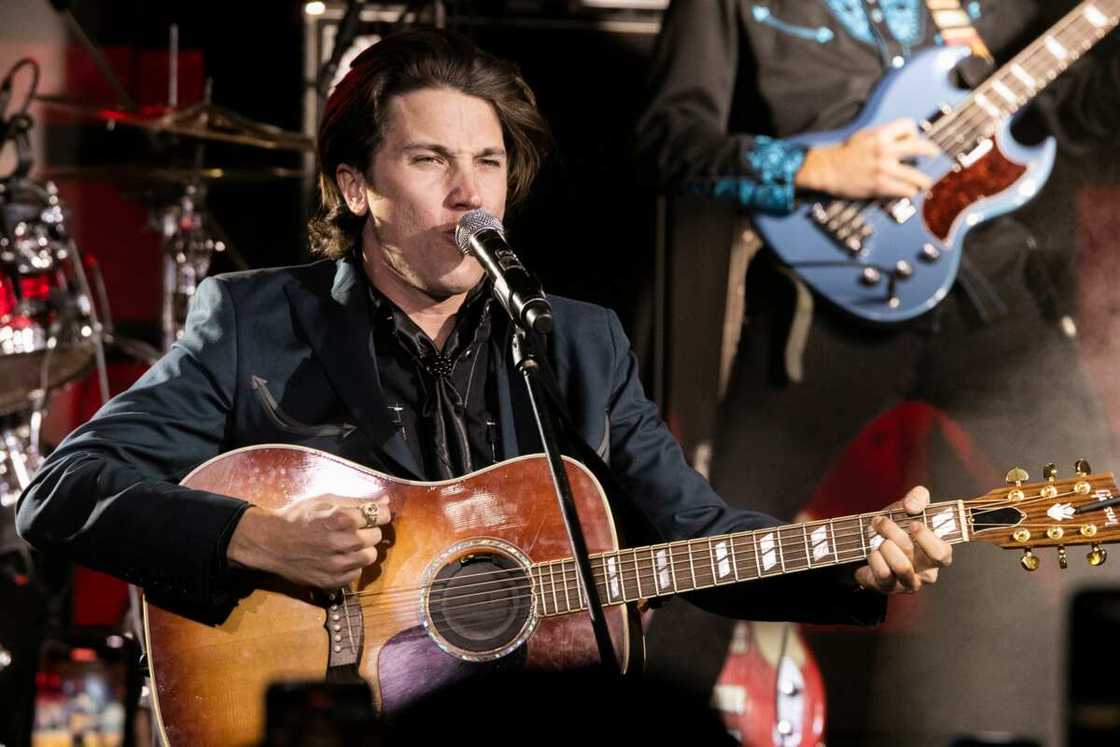 Drake Milligan performs at Cook County Saloon Drake Milligan performs at Cook County Saloon