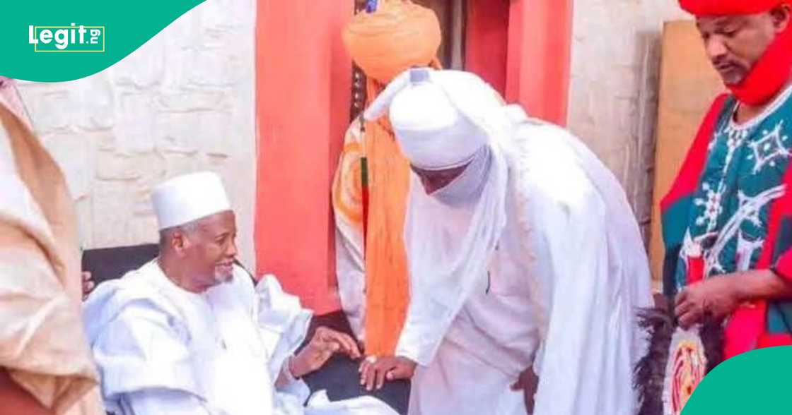 Aminu Ado Bayero tare da marigayi Dantata Aminu Ado Bayero tare da marigayi Dantata