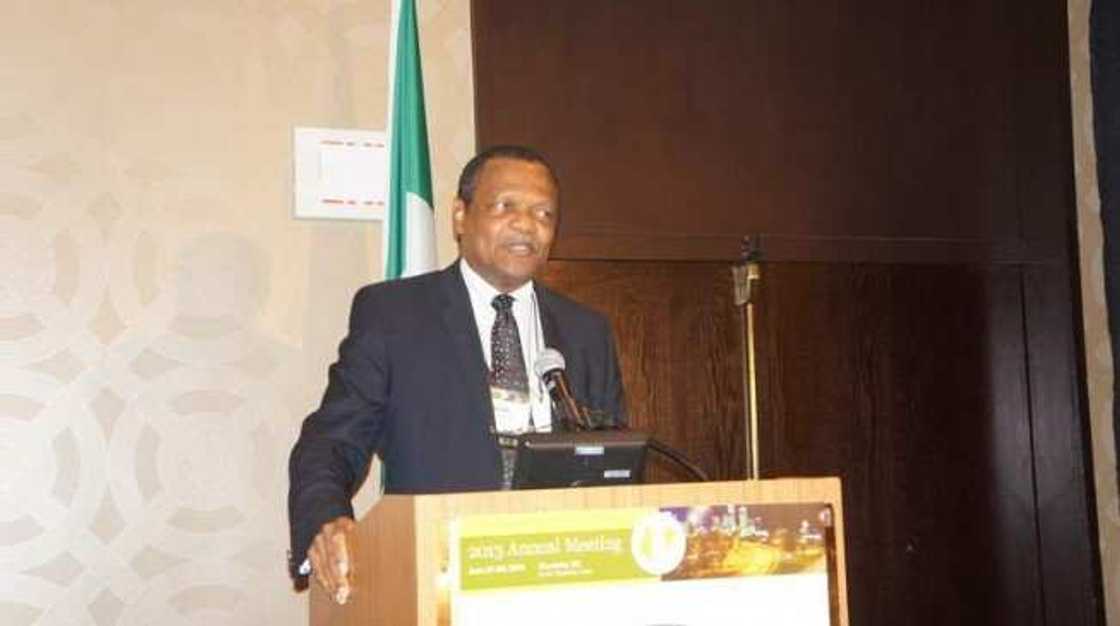 Ya kamata a bude kasuwanni, ayi ta-ka-tsan-tsan – Masana ga Gwamnatin tarayya Ya kamata a bude kasuwanni, ayi ta-ka-tsan-tsan – Masana ga Gwamnatin tarayya