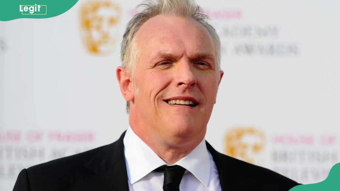 Does Greg Davies have a wife? Does Greg Davies have a wife?