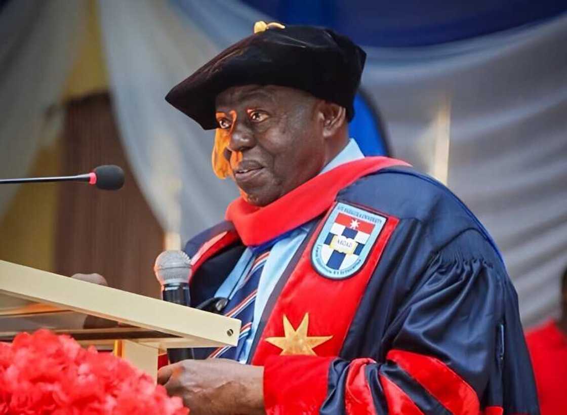 Afe Babalola’s family Afe Babalola’s family