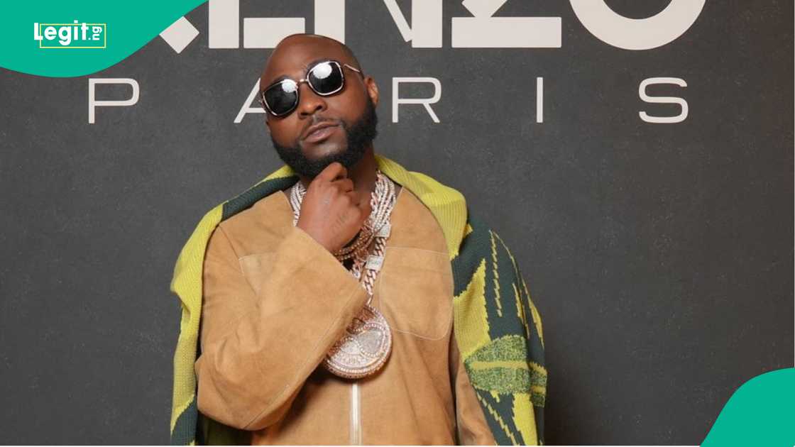 Fans defend Davido amid feud with Erigga Fans defend Davido amid feud with Erigga